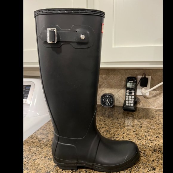 Women's Hunter Tall Black Matte Rain Boots Size 7 - Picture 9 of 10